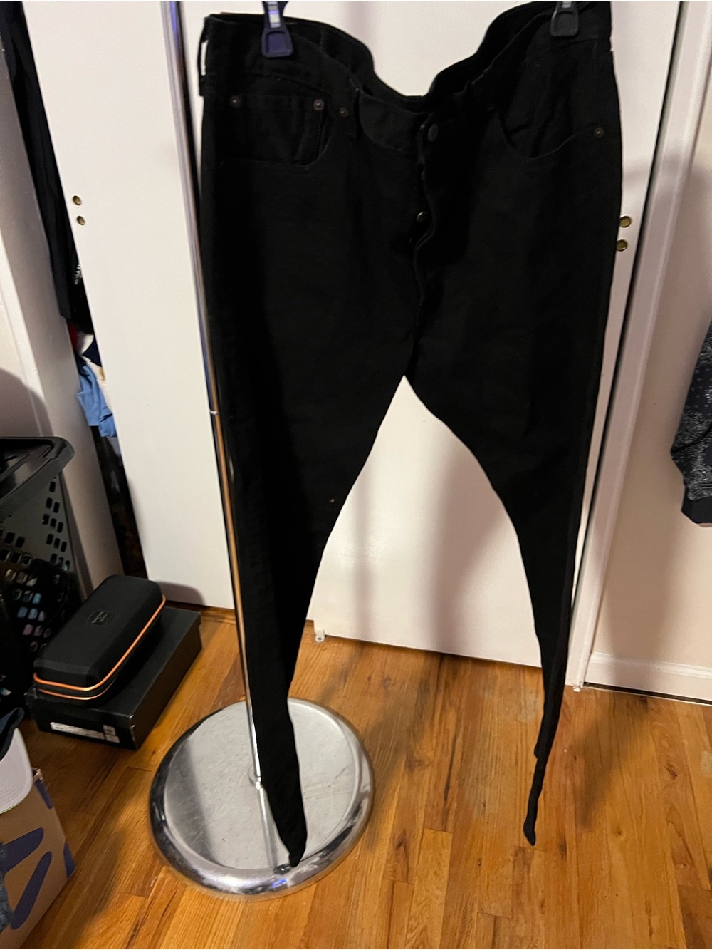 Levi's Black Straight Leg Men's Jeans